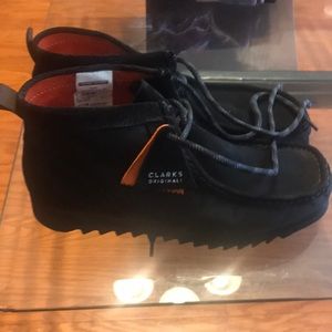 Black Wallebee Clark’s